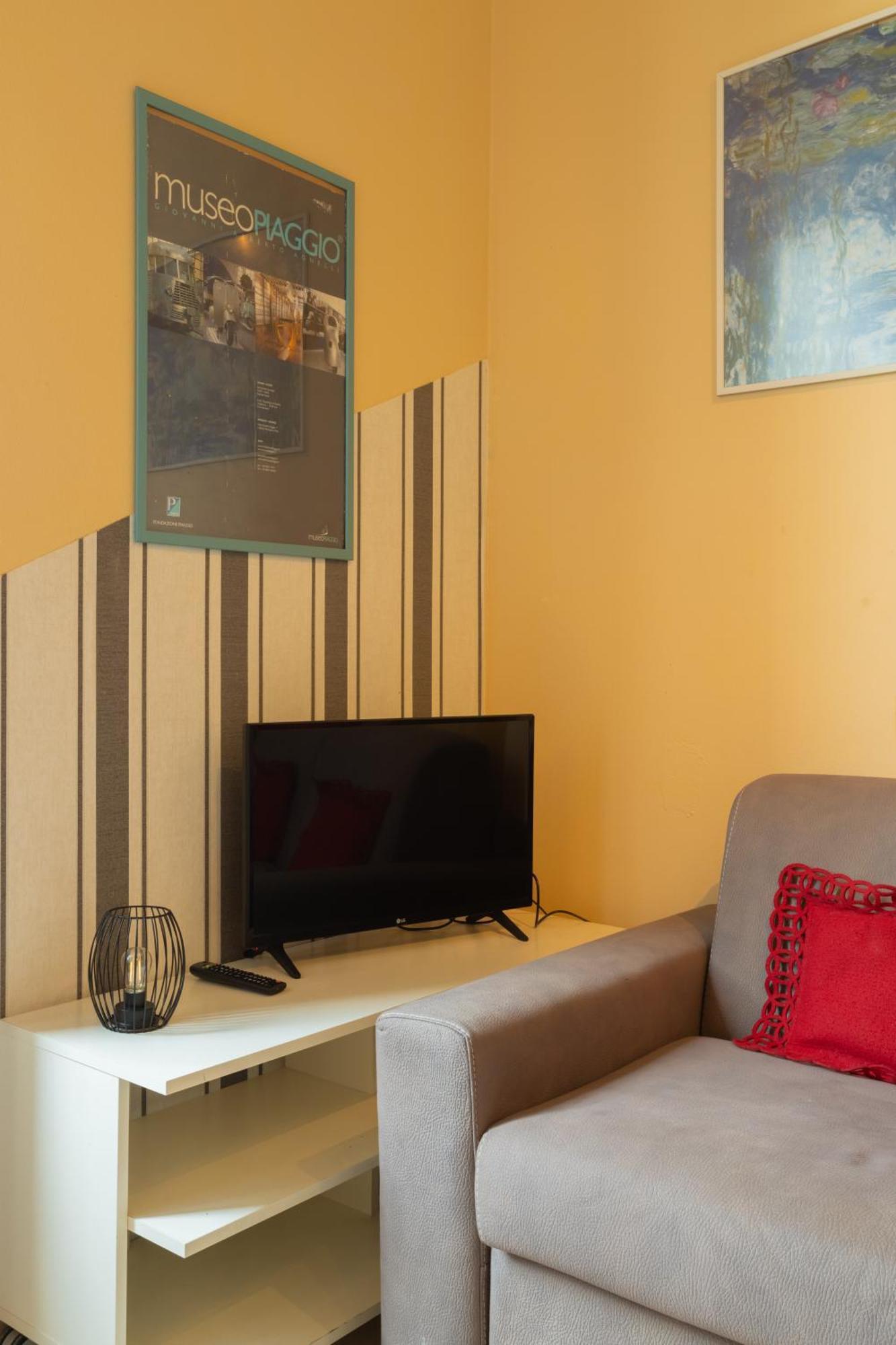 Ponte Per La Sardegna E La Corsica Dalla Toscana Family Apartment Livorno Luaran gambar