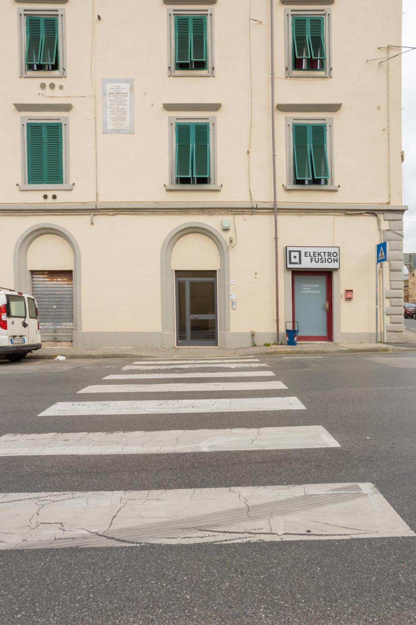 Ponte Per La Sardegna E La Corsica Dalla Toscana Family Apartment Livorno Luaran gambar